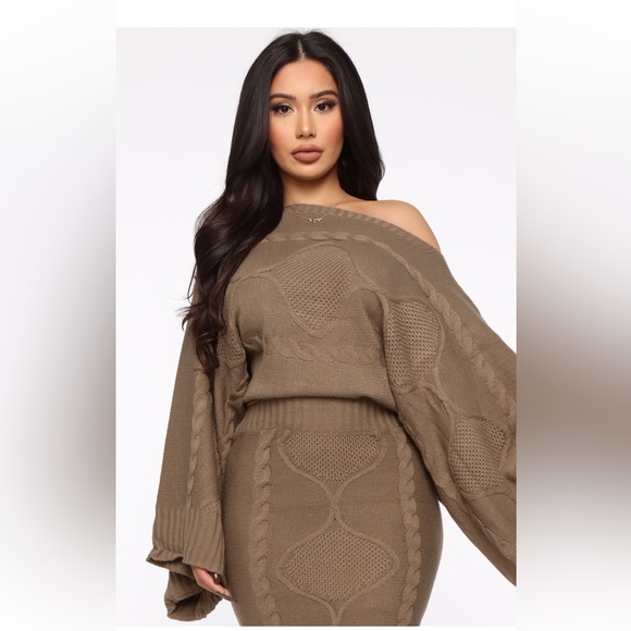 SWEATER DRESS - Picture 5 of 5